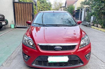 Selling Red Ford Focus 2011 in Bacoor