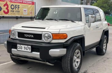 Pearl White Toyota FJ Cruiser 2019 for sale in Quezon 