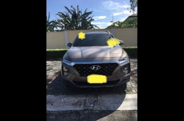 Selling Silver Hyundai Santa Fe 2019 in Las Piñas