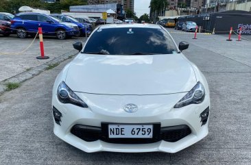 Pearl White Toyota 86 2017 for sale in Automatic