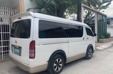 White Toyota Hiace Super Grandia 2011 for sale in Automatic