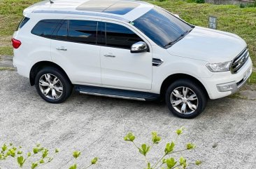 Sell White 2016 Ford Everest in Quezon City