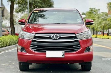 Selling Red Toyota Innova 2017 in Makati