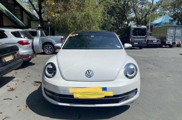 White Volkswagen Beetle 2015 for sale in Pasay