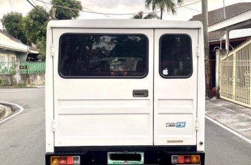 White Mitsubishi L300 2012 for sale in Las Piñas