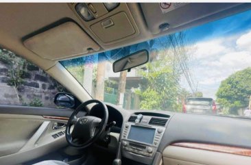 Sell Black 2010 Toyota Camry in Malabon