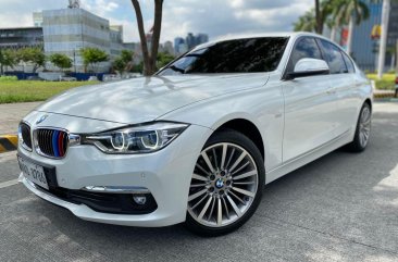 Selling Pearl White BMW 318D 2018 in Pasig