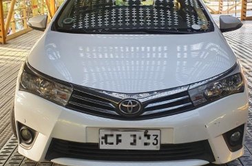 Pearl White Toyota Corolla altis 2016 for sale in Pasay