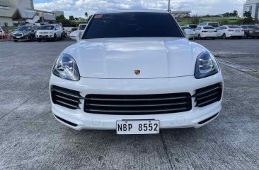 White Porsche Cayenne 2019 for sale in Pasig