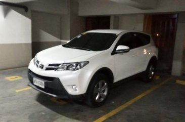 White Toyota Rav4 2016 for sale in Automatic