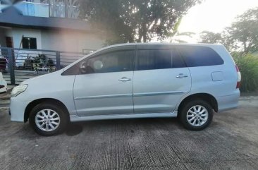 Selling Silver Toyota Innova 2014 in Quezon City