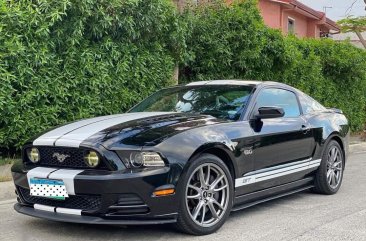 Black Ford Mustang 2013 for sale in Automatic