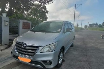 Selling Silver Toyota Innova 2014 in Quezon City