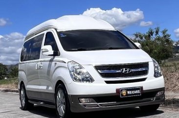 White Hyundai Starex 2014 for sale in Makati