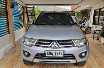 Selling Pearl White Mitsubishi Montero Sport 2014 in Angono