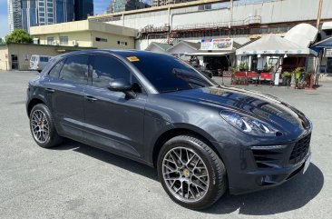 Selling Grey Porsche Macan 2018 in Pasig