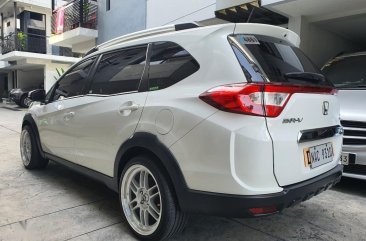 White Honda BR-V 2018 for sale in Automatic