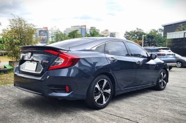 Sell Grey 2016 Honda Civic in Pasig