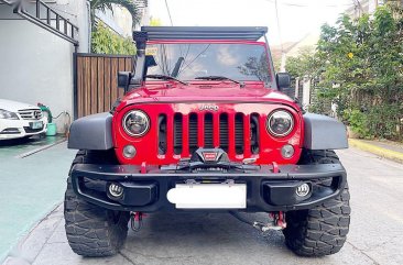 Selling Red Jeep Wrangler Unlimited 2017 in Bacoor