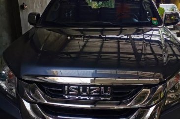 Grey Isuzu Mu-X 2018 for sale in Manual