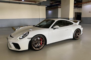 Selling White Porsche GT3 2018 in Pasig