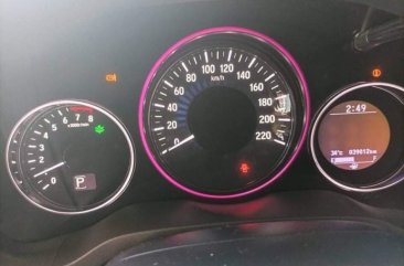 Sell Grey 2016 Honda Hr-V in Manila