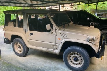 Beige Mitsubishi Pajero 1996 for sale in Malay