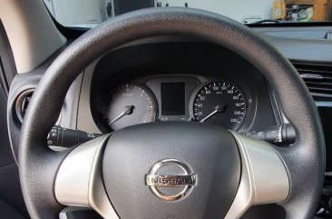 Selling Pearl White Nissan Navara 2020 in Muntinlupa