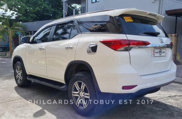 Selling White Toyota Fortuner 2019 in Las Piñas