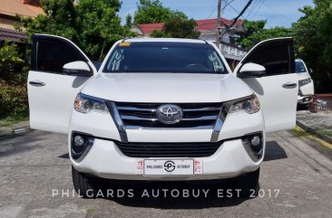 Selling White Toyota Fortuner 2019 in Las Piñas