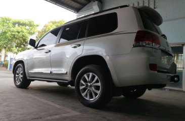 Pearl White Toyota Land Cruiser 2016 for sale in Cabanatuan