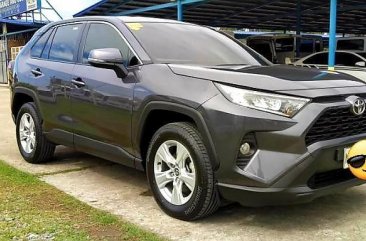 Silver Toyota RAV4 2019 for sale in Makati