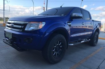 Selling Blue Ford Ranger 2014 in Makati