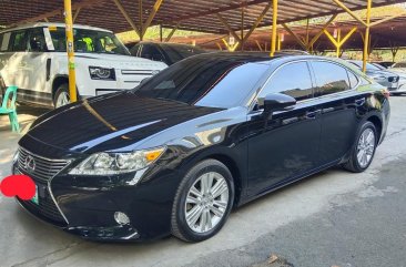 Selling Black Lexus ES350 2013 in Pasig