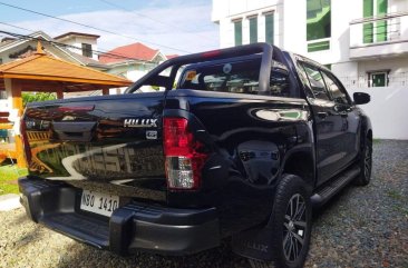 Black Toyota Hilux 2019 for sale in Pasig