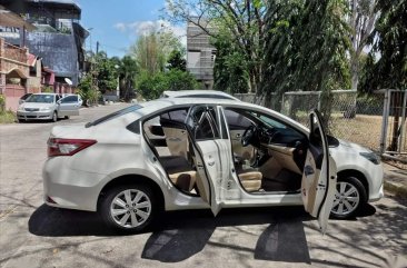 Selling Pearl White Toyota Vios 2018 in Quezon 