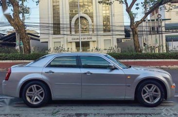 Selling Silver Chrysler 300C 2006 in Quezon 