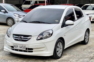 Selling White Honda Brio Amaze 2017 in Parañaque