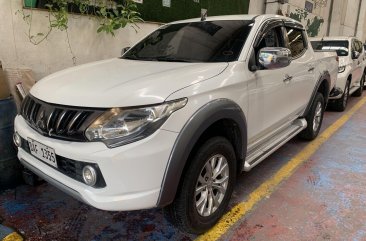 White Mitsubishi Strada 2017 for sale in San Juan