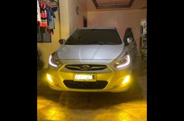 White Hyundai Accent 2014 for sale in Pasig