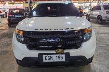 Selling Pearl White Ford Explorer 2015 in Pasig