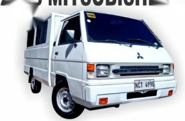 White Mitsubishi L300 2018 for sale in Cainta