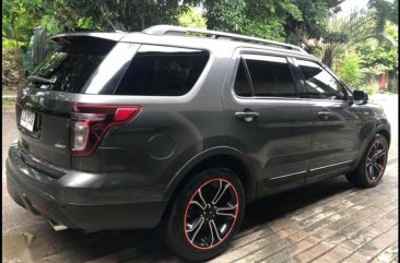 Selling Silver Ford Explorer 2015 in Quezon 