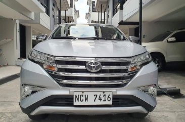 Selling Silver Toyota Rush 2018 in Quezon 