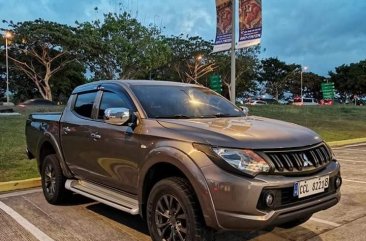 Selling Silver Mitsubishi Strada 2016 in Silang