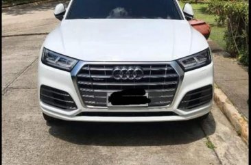 White Audi Q5 2018 for sale in Pasig