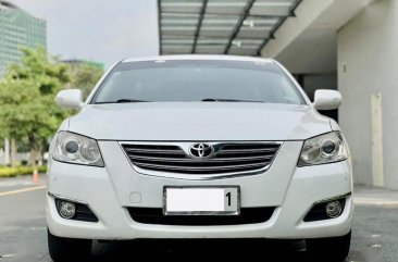 Selling Pearl White Toyota Camry 2008 in Makati