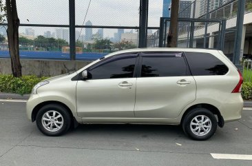 Silver Toyota Avanza 2015 for sale in Automatic