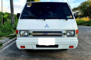 Sell White 2016 Mitsubishi L300 in Dasmariñas