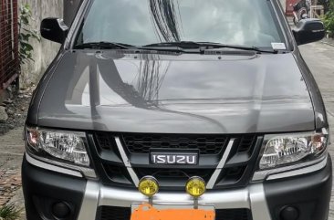Silver Isuzu Crosswind 2017 for sale in Bacoor